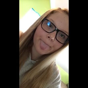 Meet your Posher, Tara